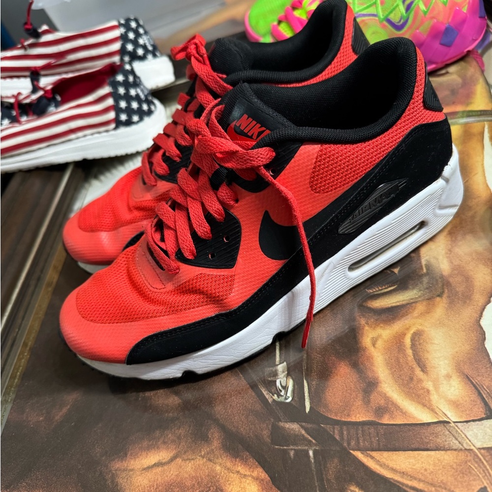Nike Kids Red and Black Sneakers